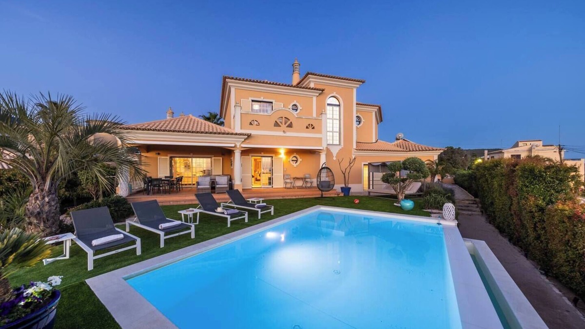 Sao Clemente House | Villa Casa das Palmeiras