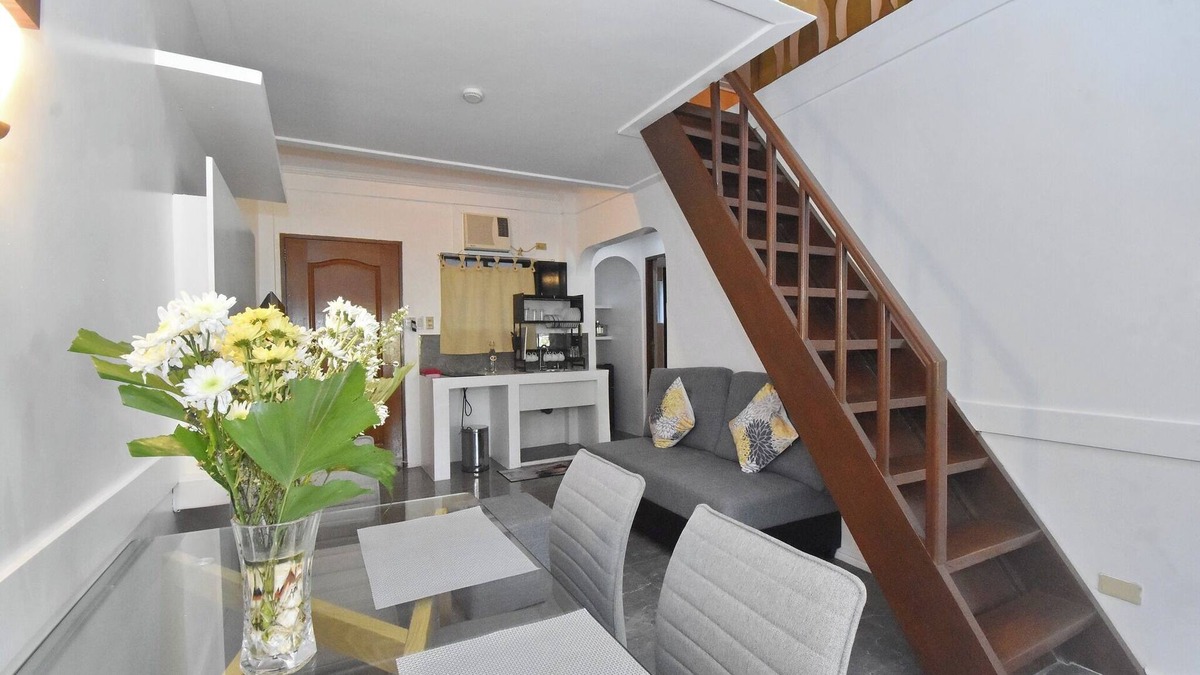 Boracay Island Apartment | Villa Casa de Loft+Kitchen 2 Min to White Beach