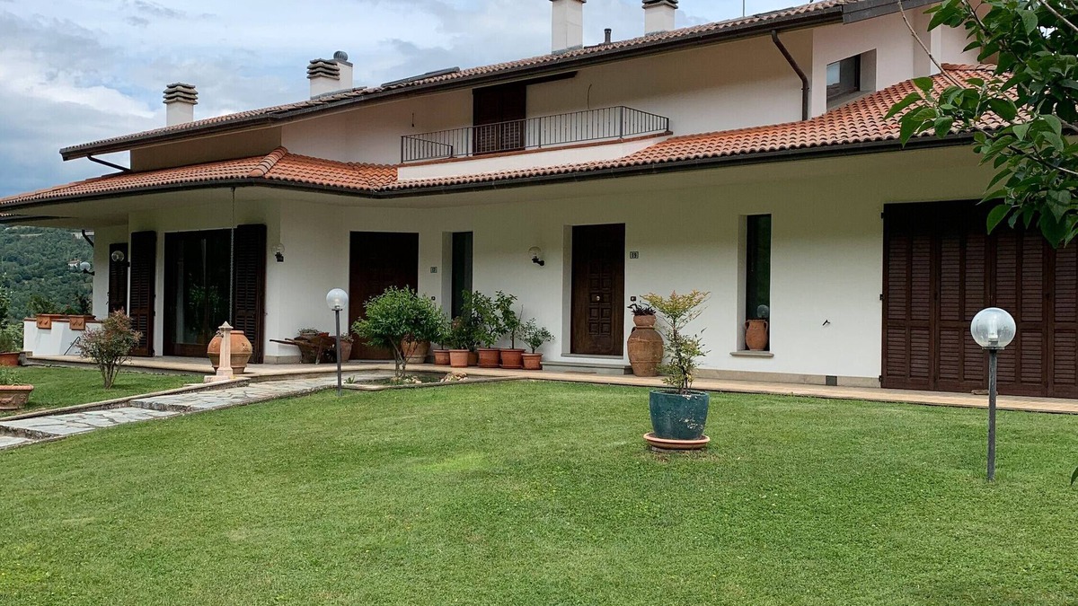 Castiglione dei Pepoli Villa | Villa 'Casa Di Eli E Matte' with Mountain View, Private Garden and Wi-Fi