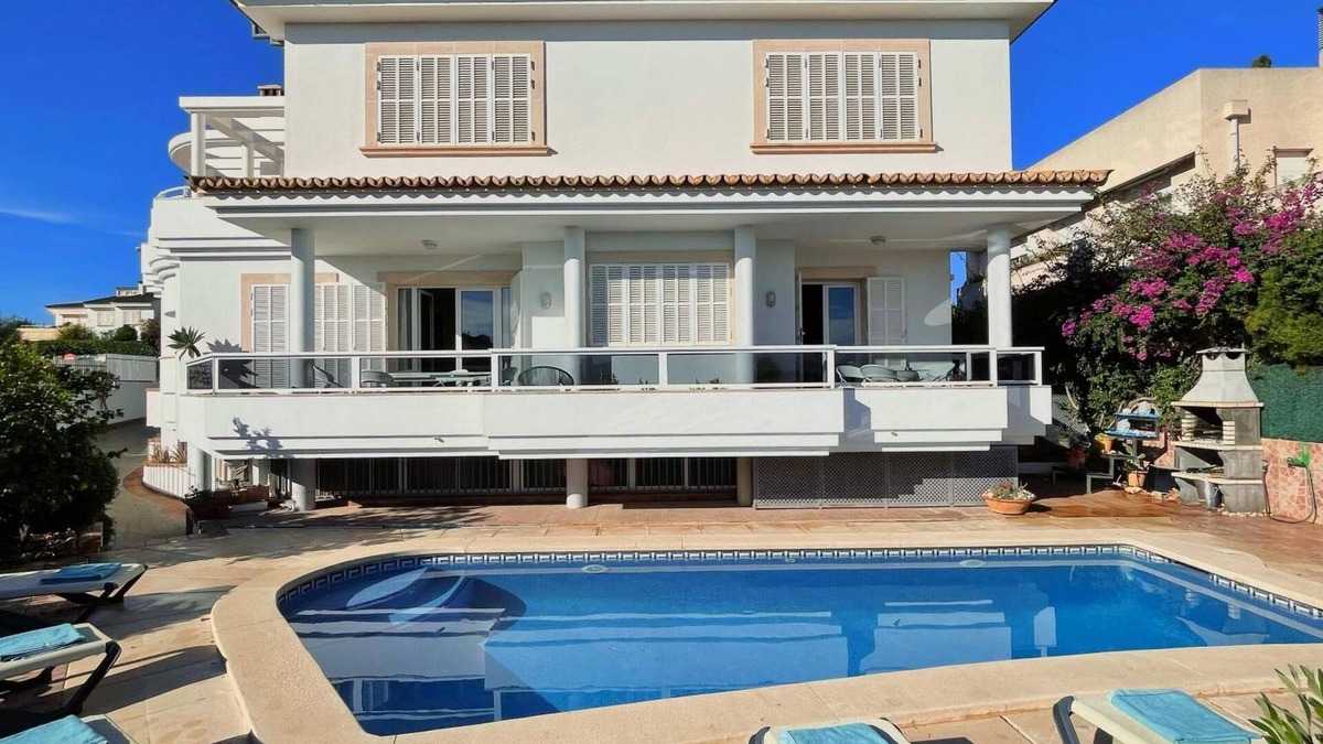 Son Espanyolet Villa | Villa 'Casa Filipinas' with Private Pool, Wi-Fi and Air Conditioning