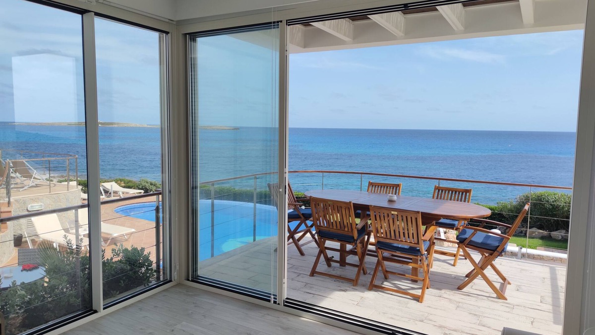Marina de Son Ganxo Villa | Villa CASA MILOS B&B Menorca, annex on the sea with swimming pool
