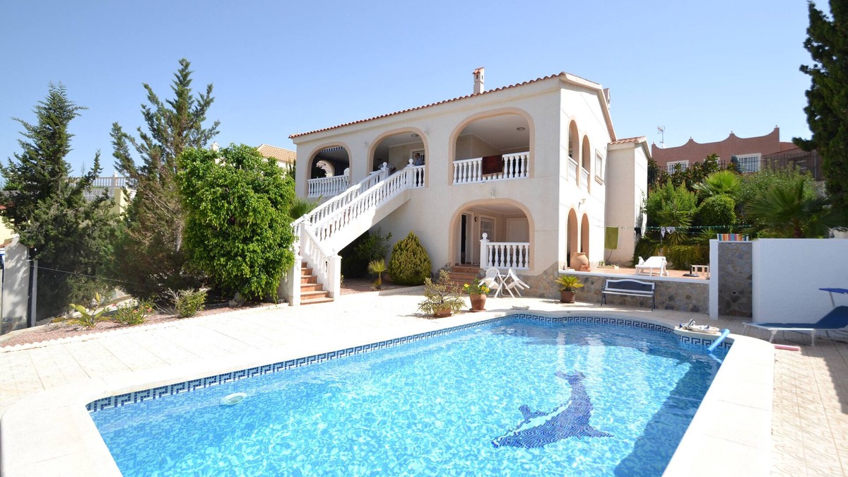 San Fulgencio Villa | Villa 'Casa Papa' with Private Pool, Private Terrace and Wi-Fi