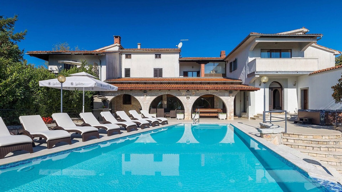 Tinjan House | Villa Casa Travertina