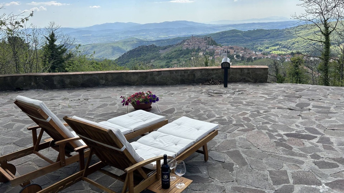 Roccastrada Villa | Villa Casale "Il Diaccio" with panoramic views of the Tuscan Maremma