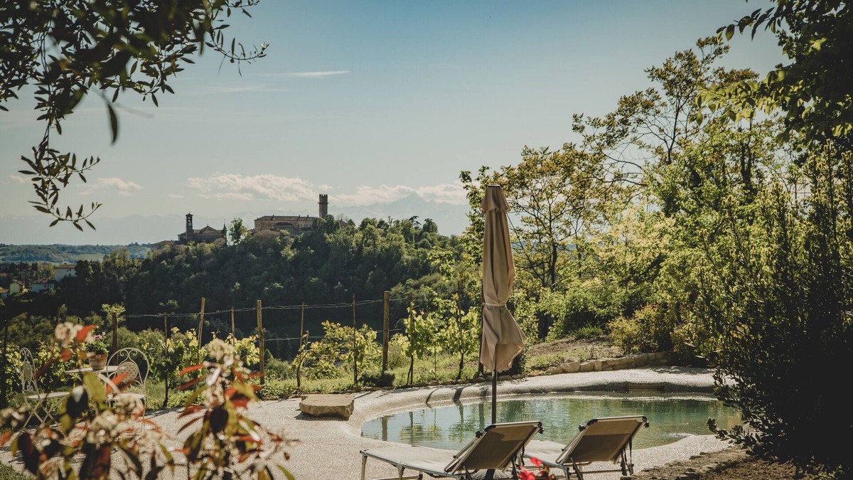 Murisengo House | Villa 'Cascina Voglietti' with Private Pool, Wi-Fi and Air Conditioning