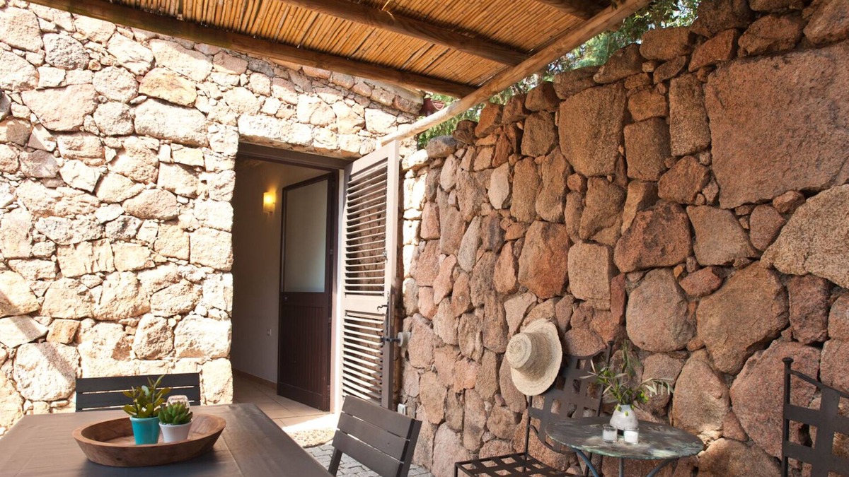 Porto-Vecchio House | Villa Casette, 2 to 4 people, sheepfold-style stone house with shared pool