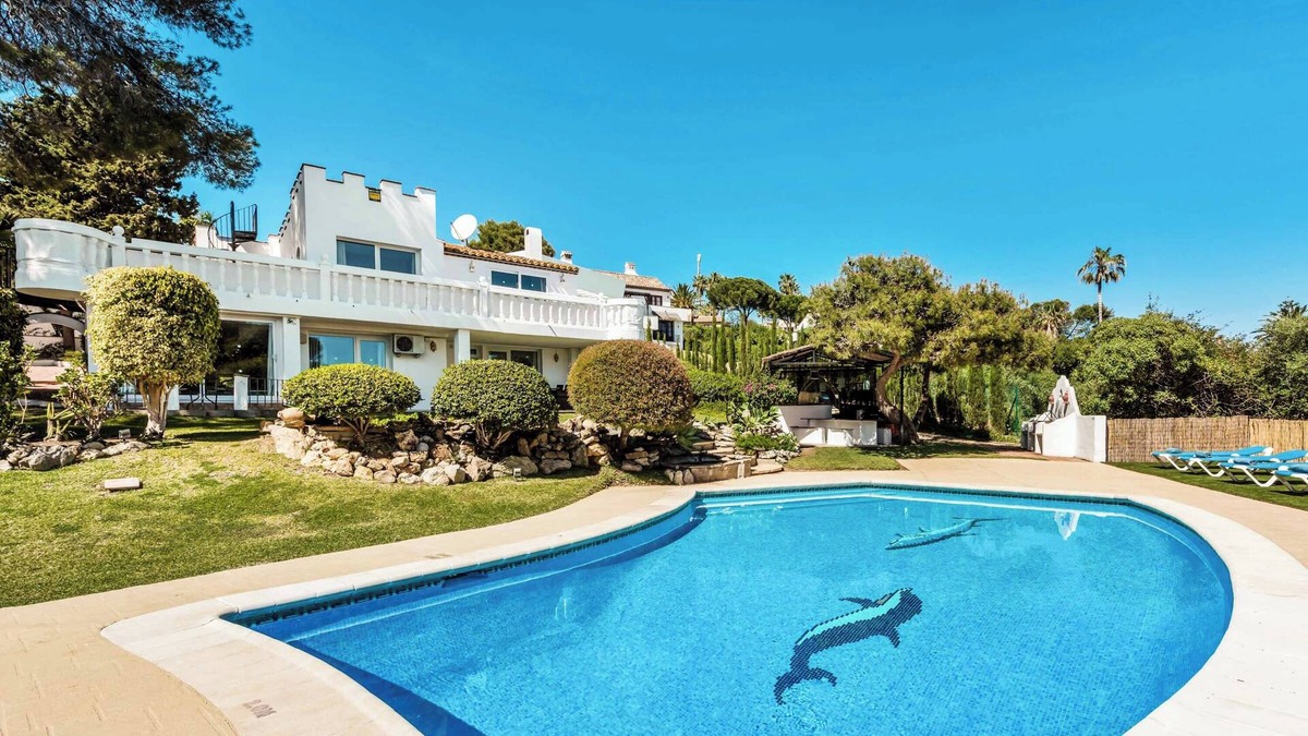 Bahia Dorada Villa | Villa Casillo - Wonderful Property Just 500 metres from the Beach with Sea Views
