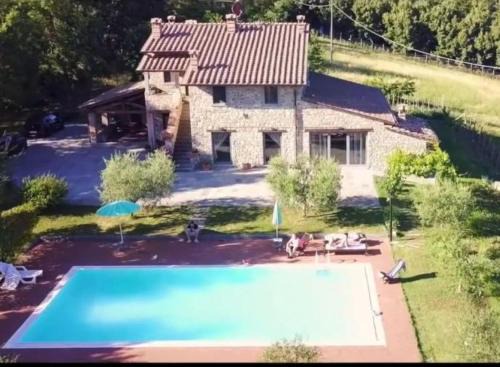 Poppi Villa | Villa Castagnone