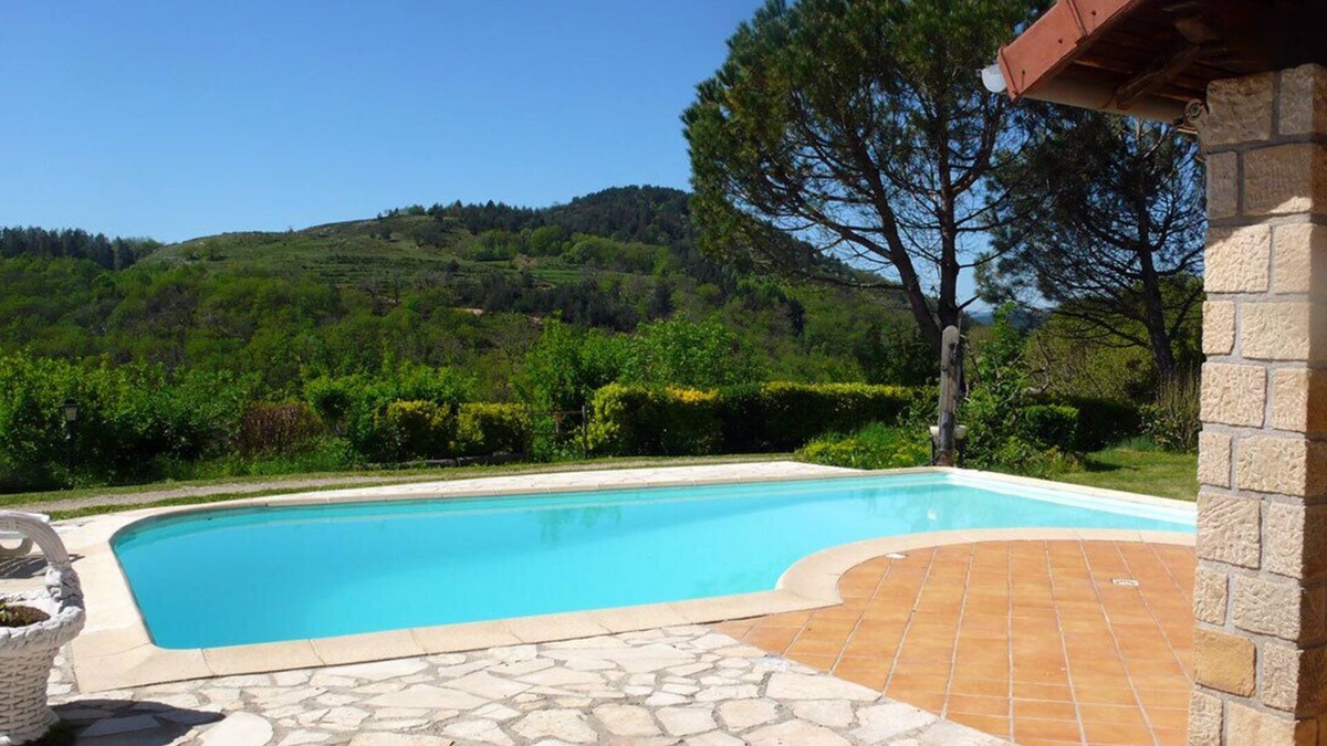 Antraigues-sur-Volane House | VILLA CASTANEA