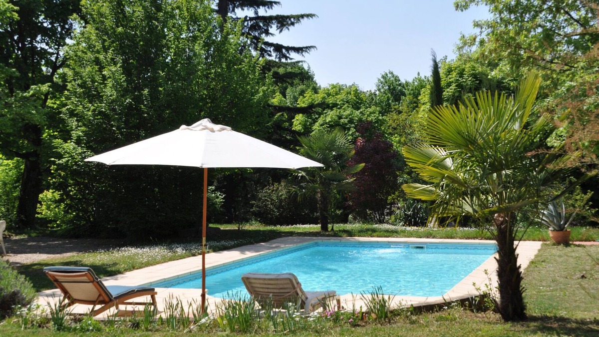 Vancia - Crepieux House | Villa Castel Furnished house