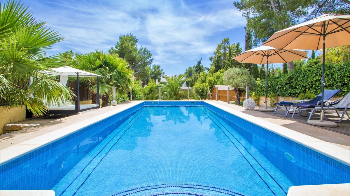Santa Ponsa Villa | Villa Castillo Calma, newly refurbished with large new pool + great garden area