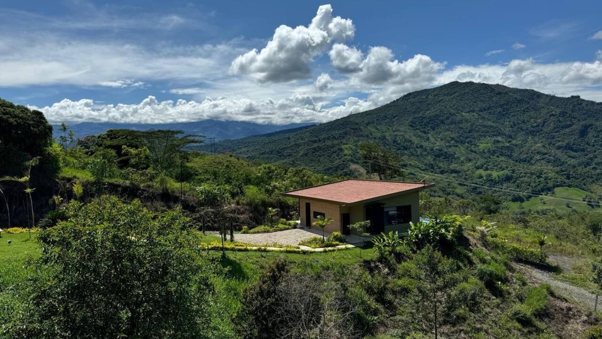 Nocaima Villa | Villa CelenynAn Unforgettable Experience for All Your Senses