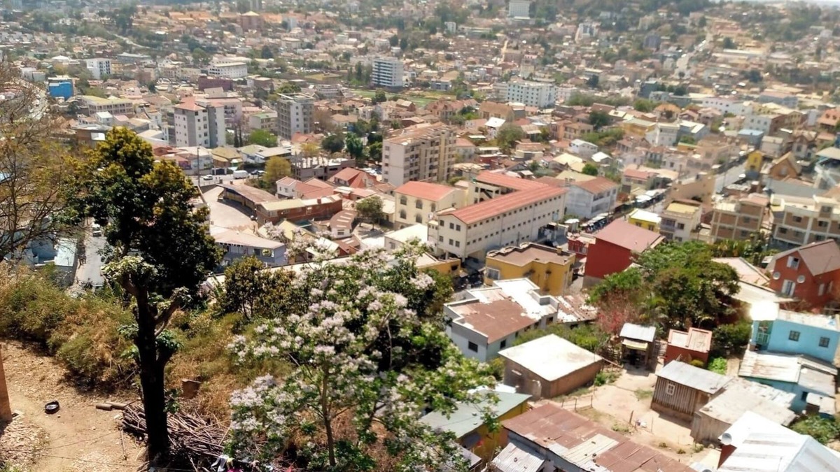 Antananarivo Avaradrano Villa | Villa center Antananarivo - garage -wifi- 160m2- equipped-3 bedrooms