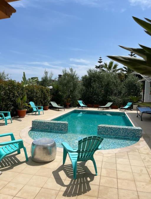 Bisceglie Villa | Villa Cetta al mare….o in piscina?