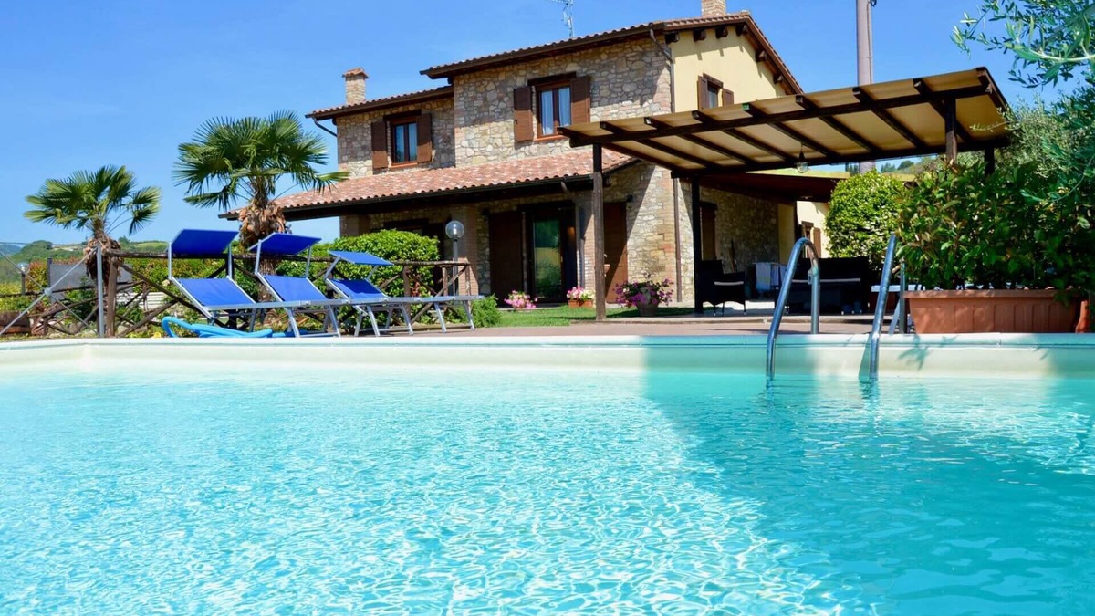 Marsciano Villa | Villa Chiara, private villa with pool and airco