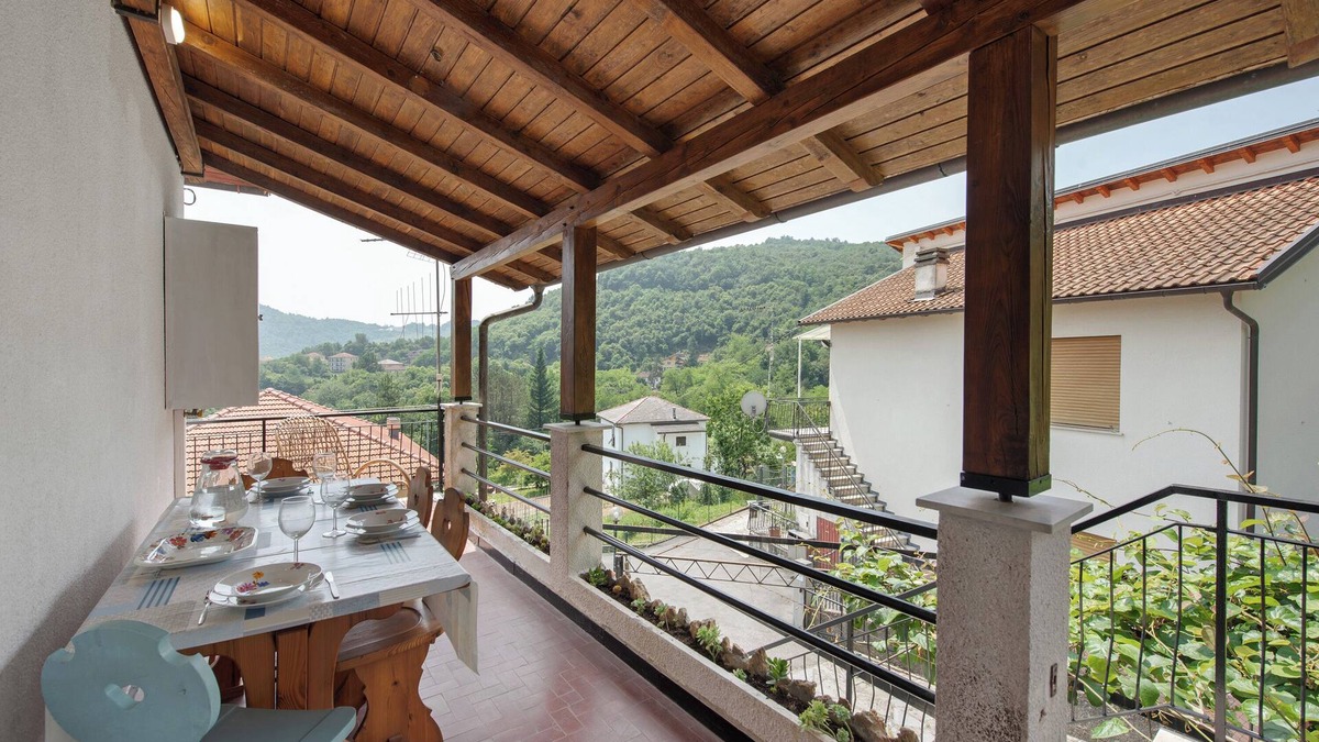 Lumarzo Apartment | Villa 'Chiara' with Mountain View and Private Terrace
