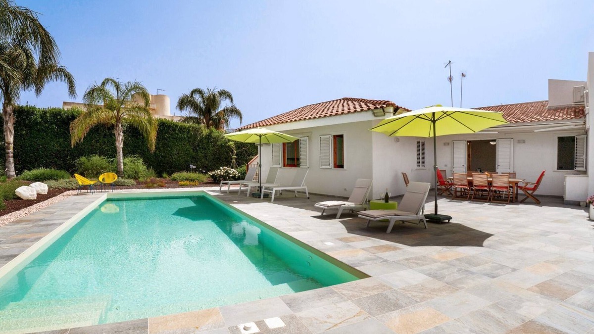 Marina di Ragusa Villa | Villa Chicco di Sale - Private Pool for Exclusive Use N.8 pax - 400 meters Sea
