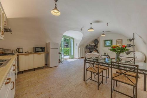 Cisano Apartment | Villa Cisano Residenza d'Epoca