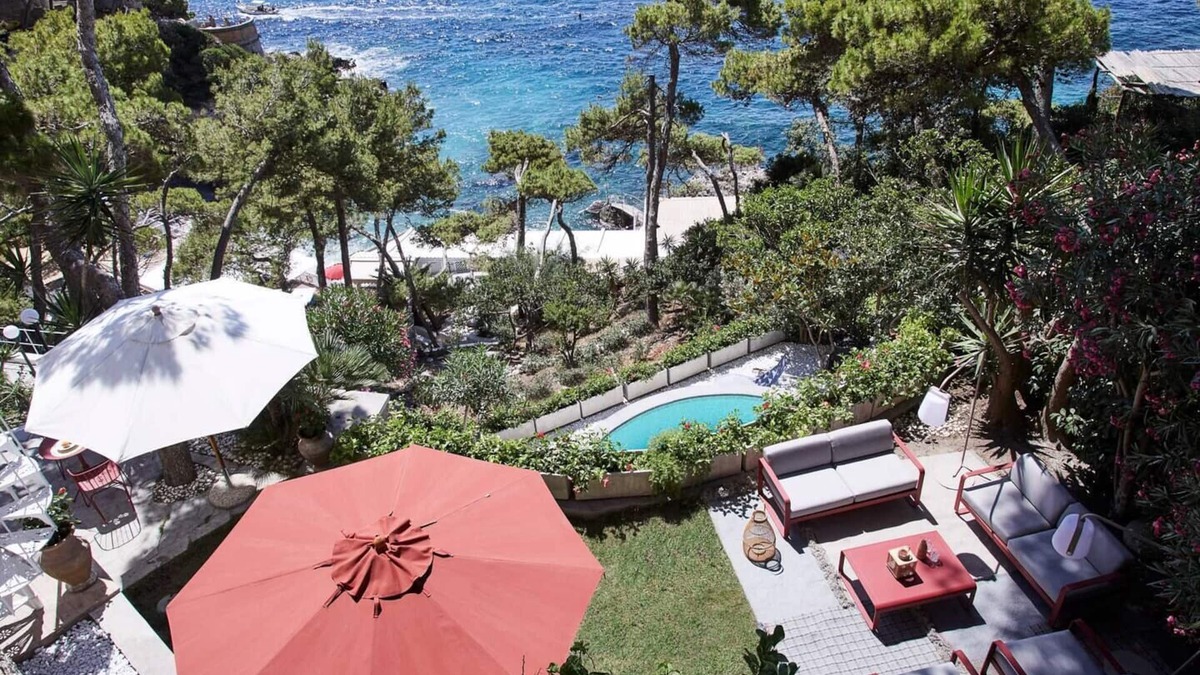 Marina Piccola Villa | Villa Cisterna Capri, sea front with pool, direct beach access & panoramic views