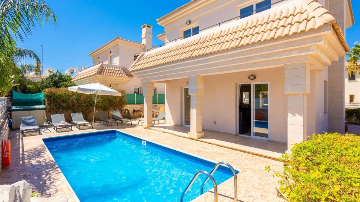 Kapparis Villa | Villa Claudia - Three Bedroom Villa, Sleeps 6