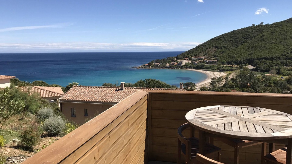 Tarcu House | Villa clemat à Tarco vue mer, 7 pers, corse du sud, Sainte Lucie de Portovecchio