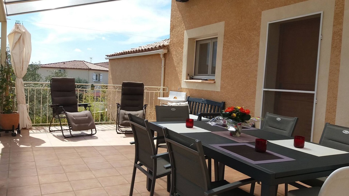 Cournonsec Villa | Villa Clim 120m² - Swimming pool, garden and terrace - 15 min from the sea and Montpellier