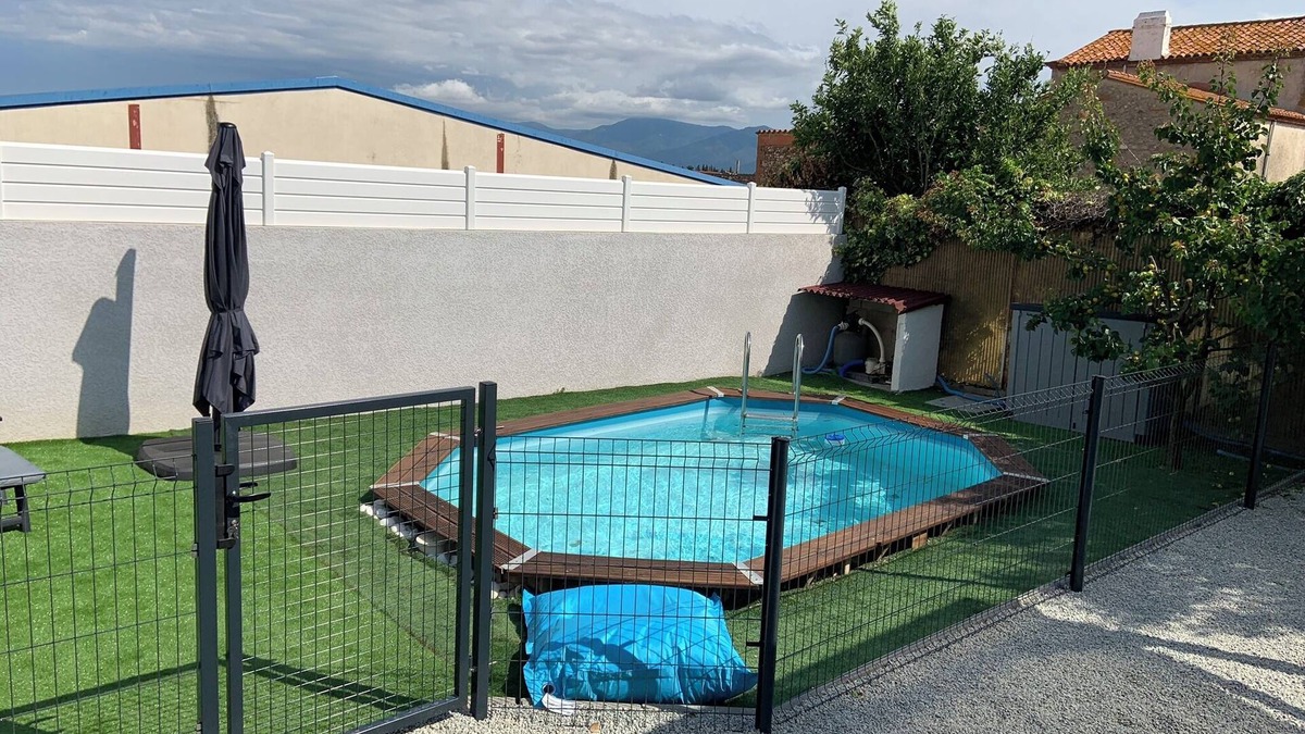 Ponteilla House | Villa Climatisée, 2 Chambres, 6 Personnes Jardin et Piscine, Emplacement Idéal