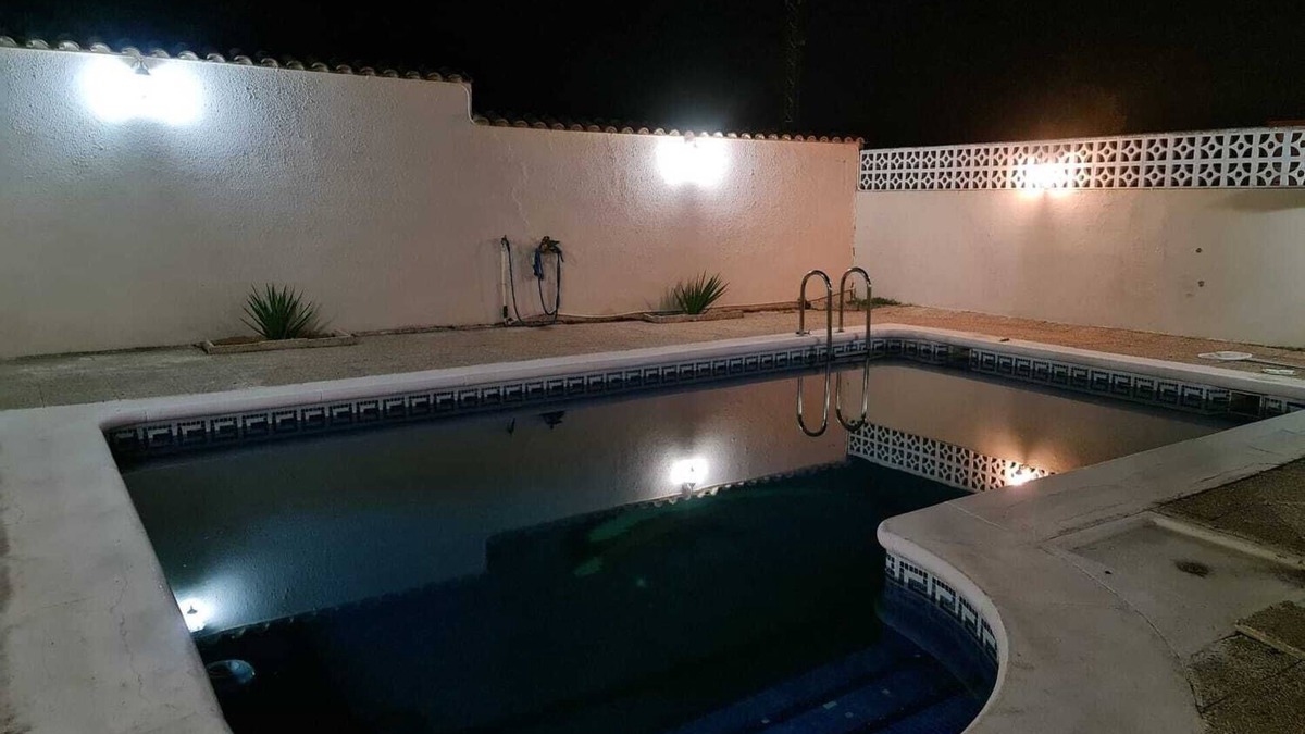 Escalona Villa | Villa, con Chimenea y Piscina, Junto a la Playa del rio Alberche