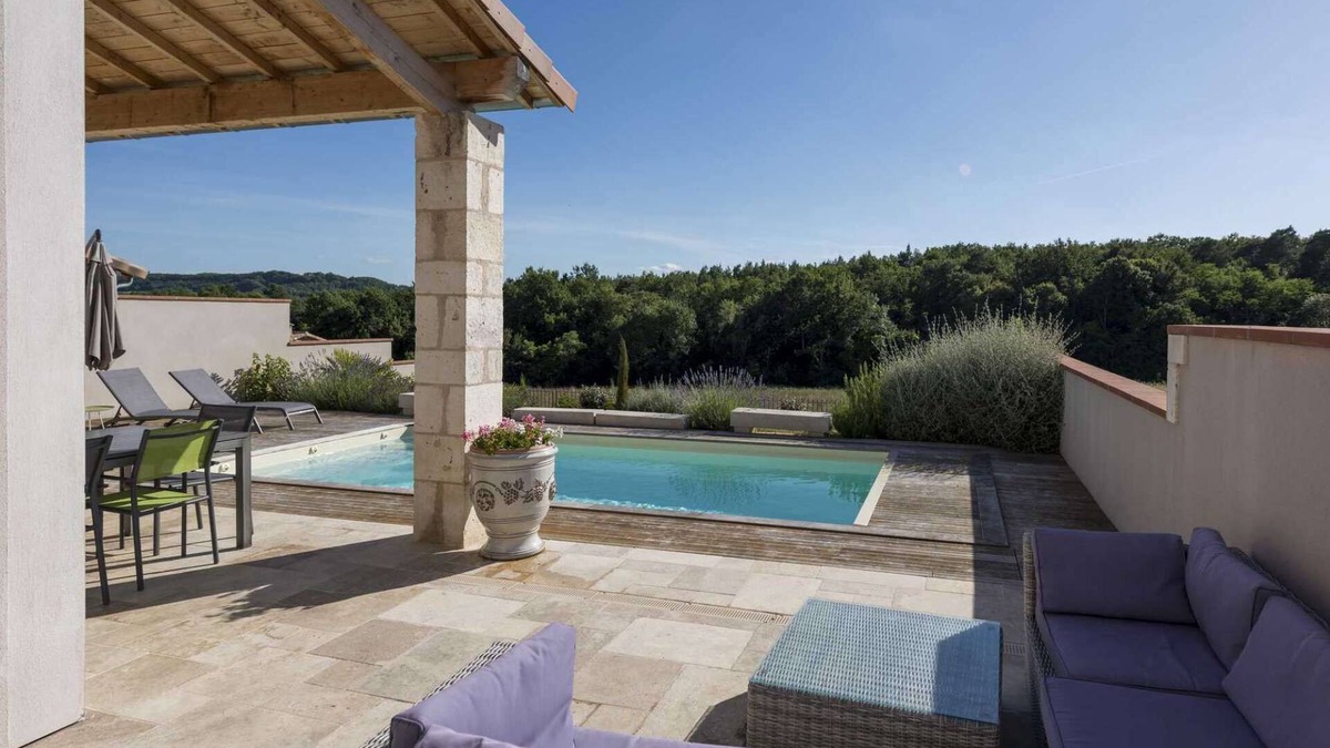 Castelnau-de-Montmiral Villa | Villa Corduriès - air conditioning & heated swimming pool in the castle grounds - III