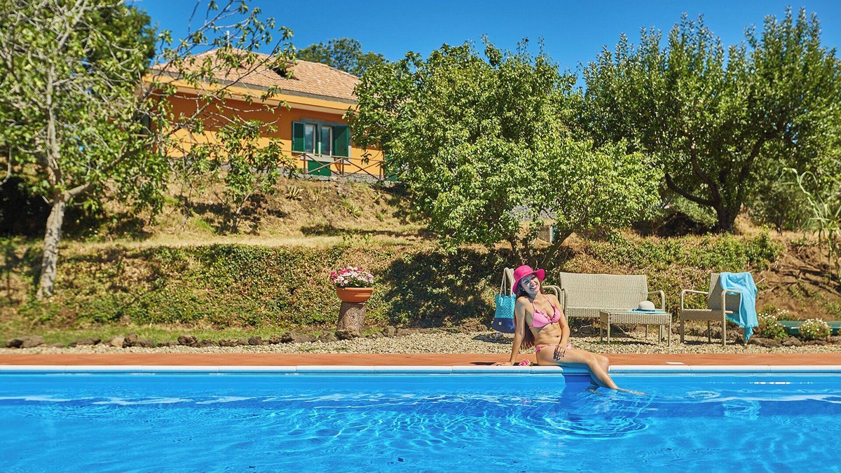 Fornazzo Villa | Villa Cocuzzolo - Large Spaces and Private Pool - Fantastic view of Etna and the sea