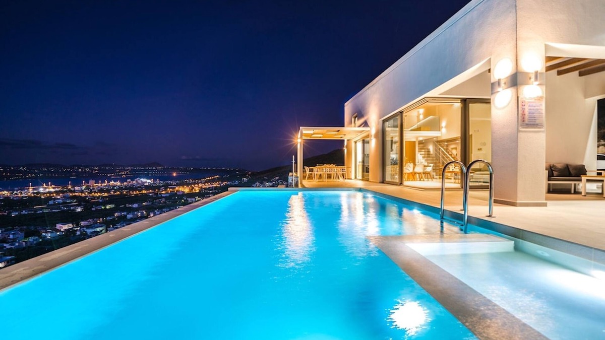 Katochori Villa | Villa Con Vista- Heated Pool 4 bdr Sleeps 8