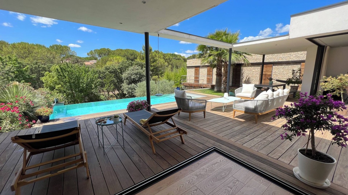 Langlade Villa | Villa Contemporaine de 250 m2 Avec Piscine à Débordement - Adult Only