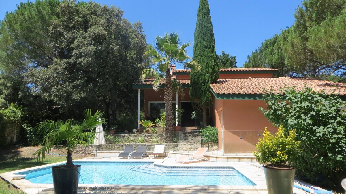 Langlade House | Villa Contemporaine Dans Garrigue Proche DE Nimes