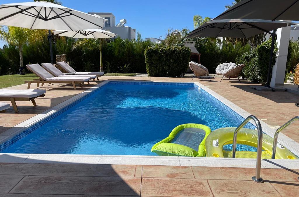 Peyia Town Villa | VILLA CORAL VIEW