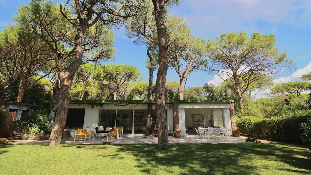 Le Rocchette Villa | VILLA CORALLO - Four Bedroom Villa, Sleeps 8