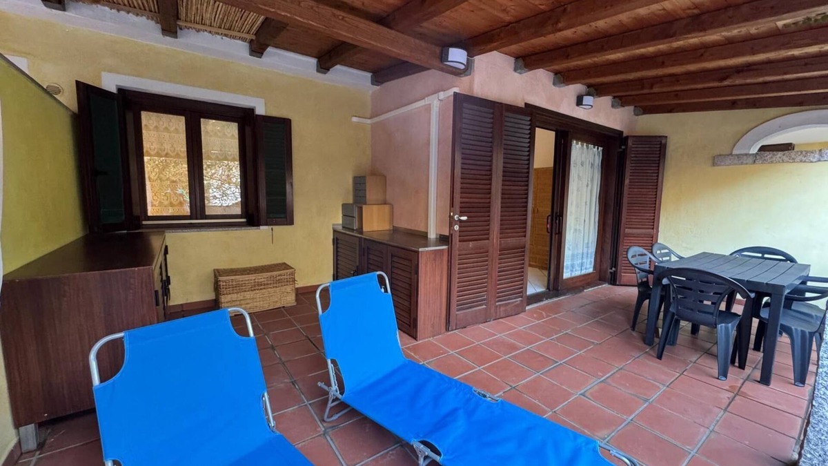 Budduso Apartment | Villa Corinne 2 rooms and private garden, close to all services