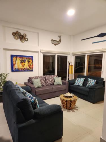 Salinas Villa | Villa Country Club Salinas