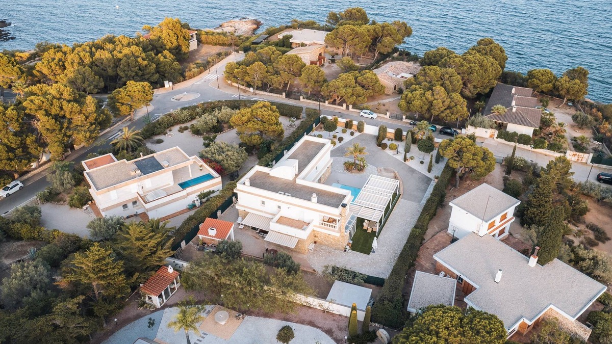 Costa Dorada Villa | Villa Cristina - Your refuge by the sea in Lámetlla de Mar