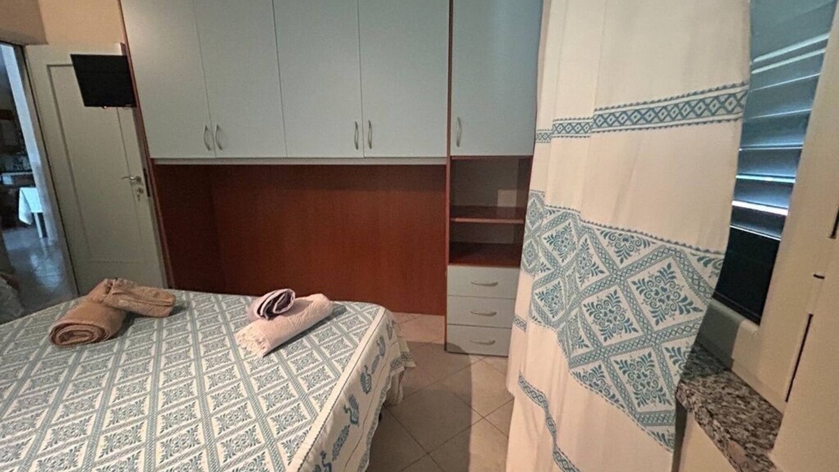 Masainas Bed & Breakfast | Villa Cristina - Triple Room with Shared Bathrooms