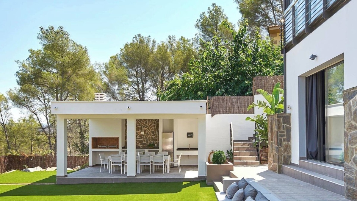 Olivella Villa | Villa Crystal - Spacious and Bright - Private Pool