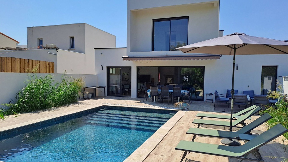 Marsillargues Villa | Villa D'architecte Avec Piscine, Idéal Pour les Familles, 20minutes des Plages