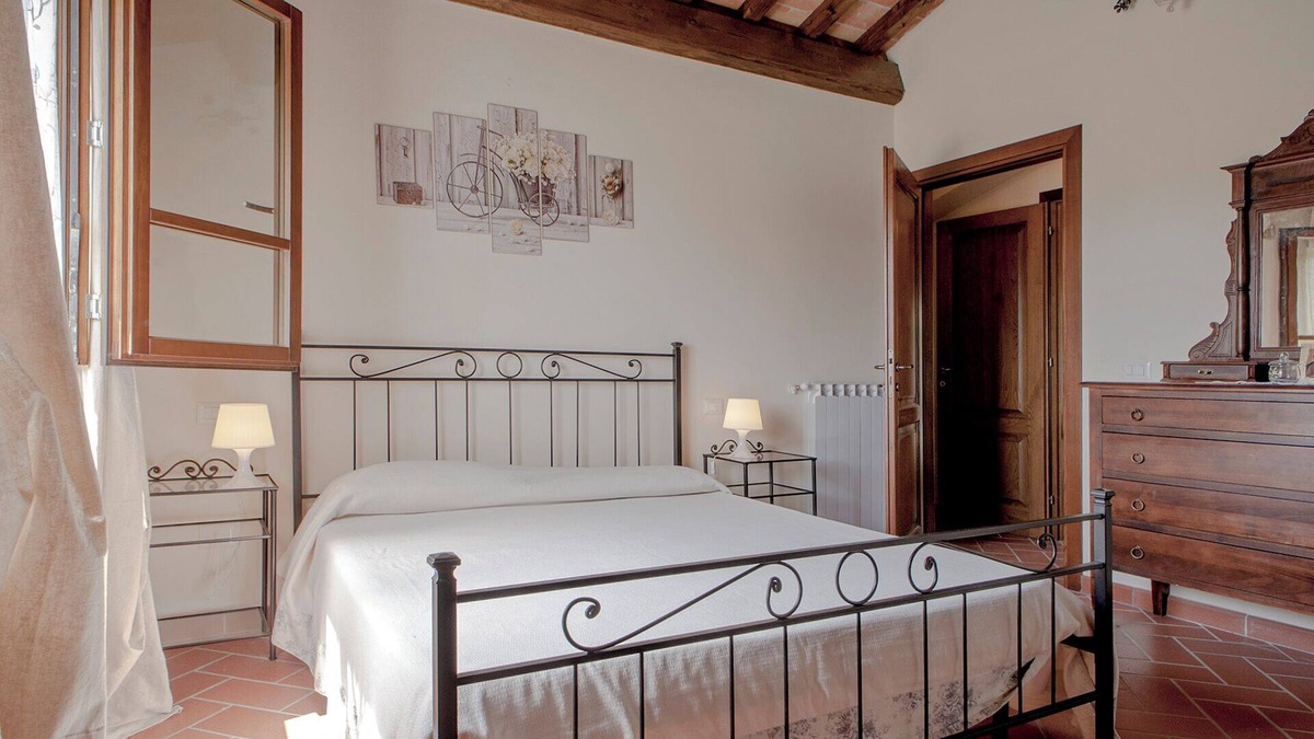 Montopoli in Val d'Arno House | Villa Due Pini, in the green Tuscan hills between Florence, Siena and Pisa.