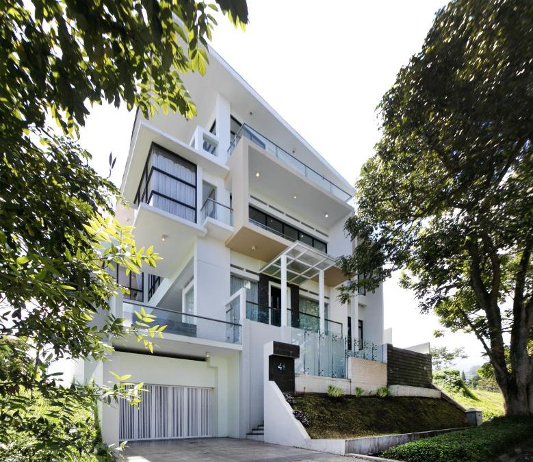Ciburial Villa | Villa DagoResor Kanata 7BR 45peop Private Infinity Pool & Roof Garden