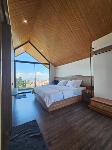Parongpong Villa | Villa Daun Trinity K22
