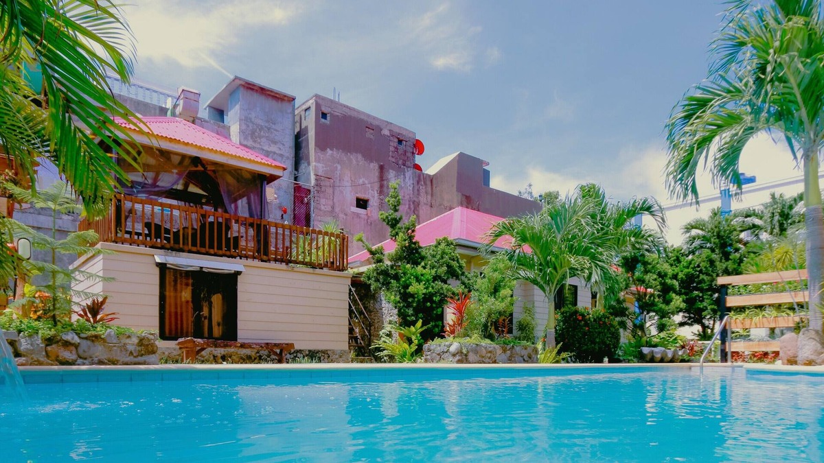 Basco House | Villa De Babat