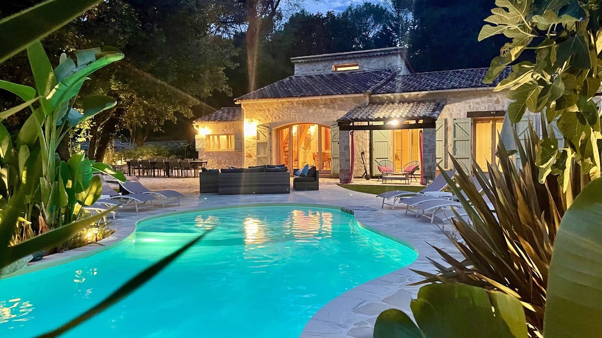 Le Collet Villa | Villa de Charme: Pool, SPA, Ideal Families