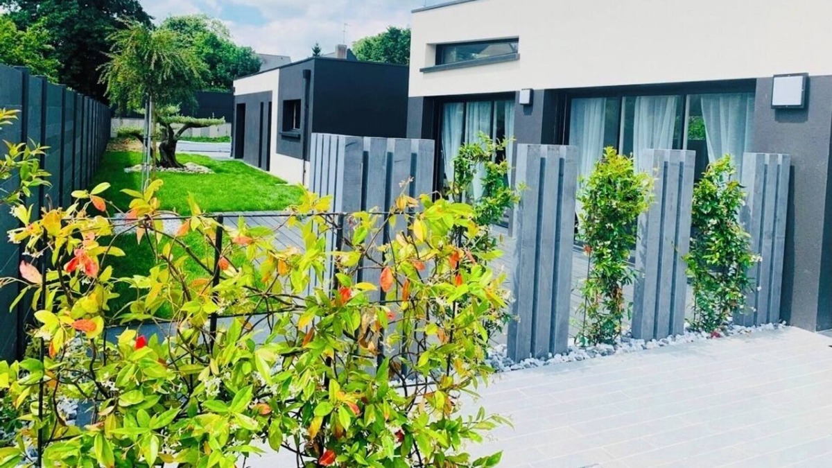 Bruz Villa | Villa de Standing Avec Piscine Chauffée à 7mn de Rennes