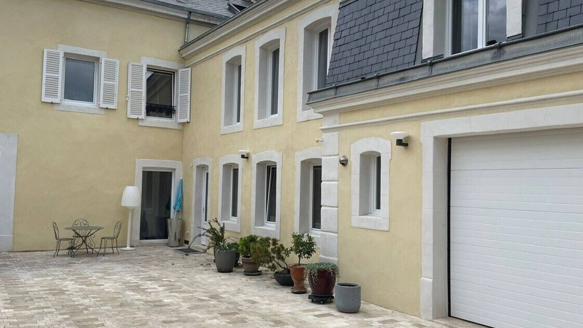 Flore House | Villa de Ville