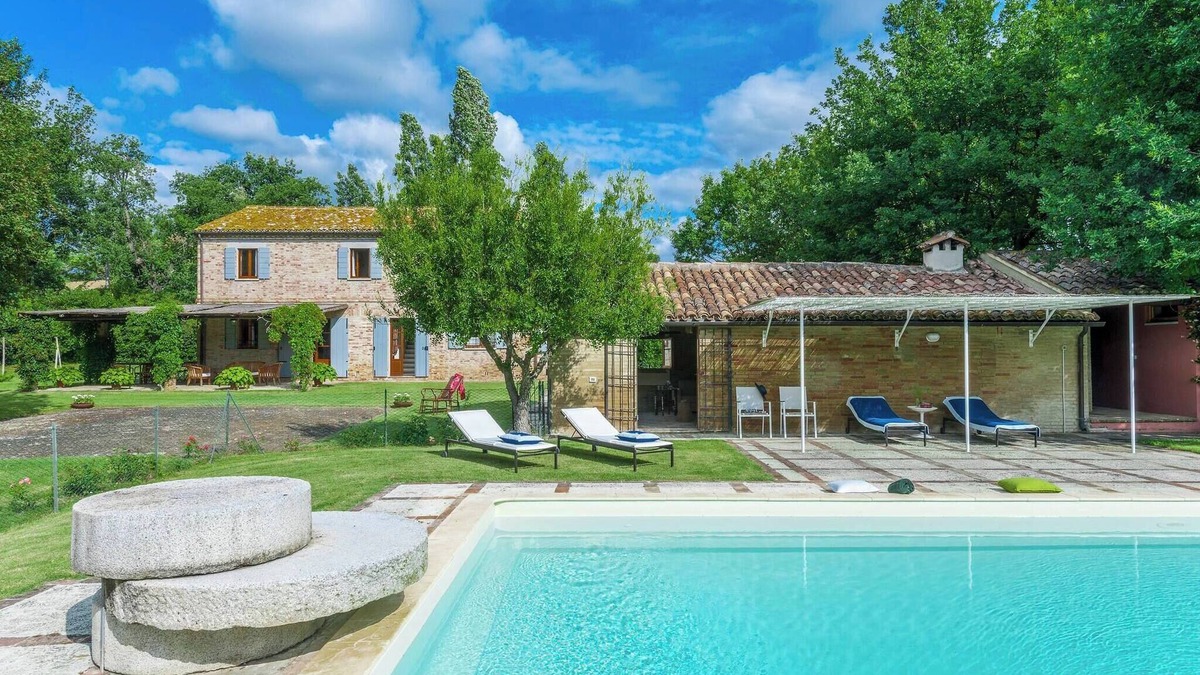 Cartoceto Villa | Villa Deda 12&2 by Marche Holiday Villas