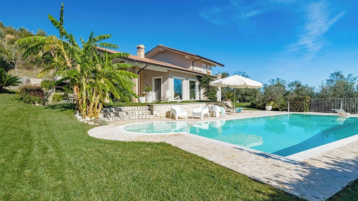 Francavilla al Mare Villa | Villa dei Gruccioni - YourPlace Abruzzo